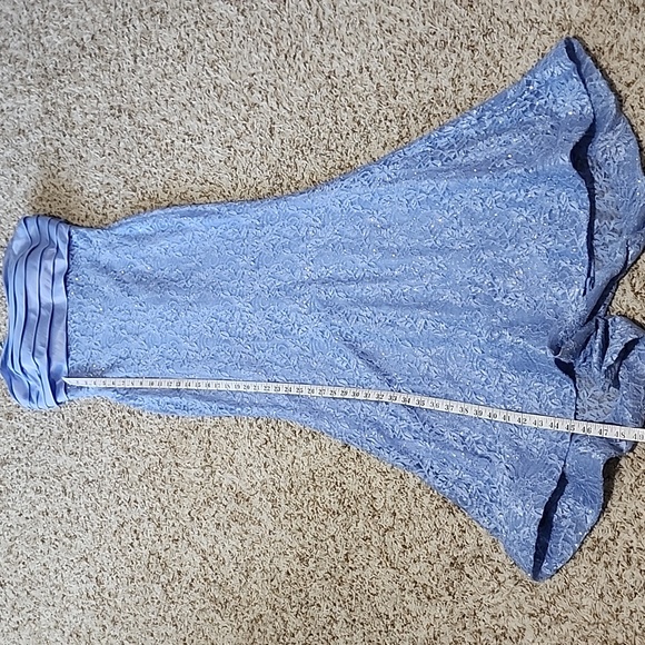 City Studio Elegant Light Blue Lace Gown Dresses - Picture 4 of 12